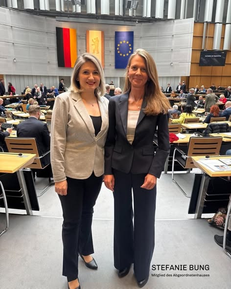Olga Gauks MdA und Stefanie Bung MdA
